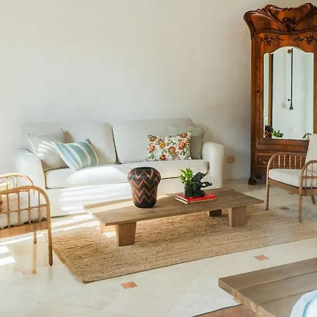 Casa Trujillo Hotel